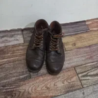 یک جفت پوتین چرم اصل به قیمت مناسب