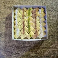 کارگر ساده برای کار در کاک پزی خانم یا آقا