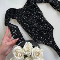 تعدادی لباس و ست