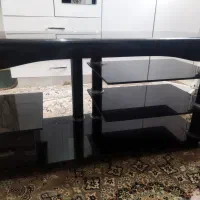 میز تلویزیون شیشه ای