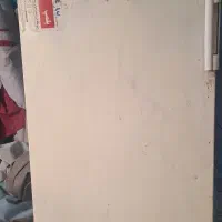 یخچال تمام فریزر سالم سالم به شرط فروش فوری
