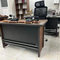 میز اداری پرسنلی کارمندی املاکی مشاوره