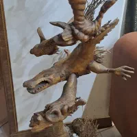 مجسمه چوبی