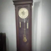 ساعت قدی چوبی