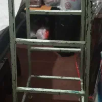 چهار پایه آهنی