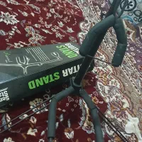 پایه گیتار و پایه نت خوانی