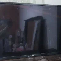 تلویزیون ۳۲ اینچ دنای کارکرده بدون خط و خش