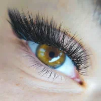 آموزش و خدمات اکستنشن مژه ‌‌و لیفت و لمینت