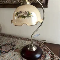 چراغ رومیزی