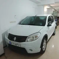 رنو ساندرو اتوماتیک مدل ۱۳۹۶