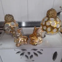 مجسمه طلایی