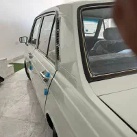 پیکان سواری بی‌ رنگ