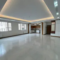 ۱۳۰متر _۲خواب_ بالکن کاربردی _ دسترسی به مترو