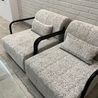 دوعدد مبل و میز شیشه ای|مبلمان خانگی و میز عسلی|قزوین, |دیوار