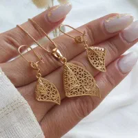 به زیبایی و ظرافت طلا سرویس های شوپینگ طرح مهدیس|بدلیجات|مشهد, احمدآباد|دیوار