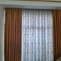 پرده پذیرایی و آشپزخانه