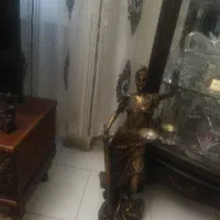 مجسمه عدالت