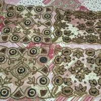 تعدادی رومیزی سنگ دوزی