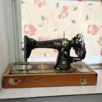 چرخ خیاطی قدیمی