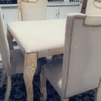 میز ناهارخوری سلطنتی