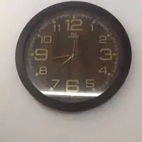 ساعت دیواری