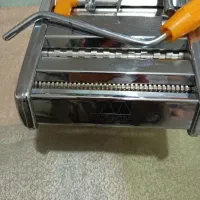 چرخ رشته برنوکارتون داره