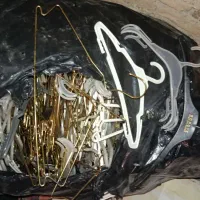 چوب لباسی فلزی طلای رگالی پلاستیکی|بندرخت و رخت‌آویز|شهریار, شهریار|دیوار