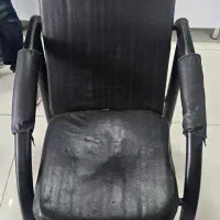 صندلی اداری در حد نو