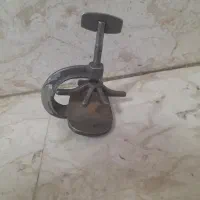 آنتیک ترین ابزار آپاراتی. و آرایشی|کلکسیون اشیاء عتیقه|معصومیه, |دیوار