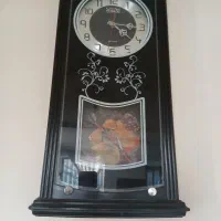 ساعت دیواری