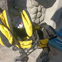 کالسکه دو قلو سالم تمیز قیمت ۳۵۰۰