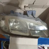 چراغ جلو و رادیات ماشین