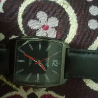 ساعت اوماکس