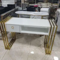 میز کاشت ناخن|آرایشگاه و سالنهای زیبایی|رشت, امین الضرب|دیوار