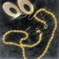 گوشواره وگردنبندشیک معاوضه