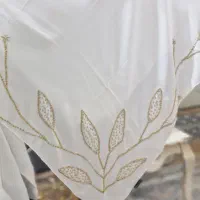 روسری سفید سنگدوزی شده کار دست