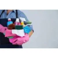 نیروی نظافتی خانم 2ساعت در روز