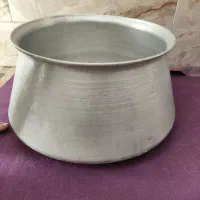 وسایل آشپز خونه و وسایل دیگه داخل عکس ها