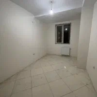 ۴۳ متری با پارکینگ و انباری