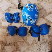 کفش اسکیت|دوچرخه، اسکیت، اسکوتر|صومعه‌سرا, |دیوار