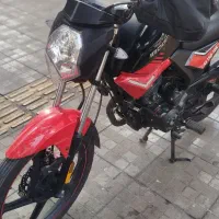 موتور سیکلت در حد نو