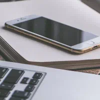 کار در منزل با گوشی موبایل