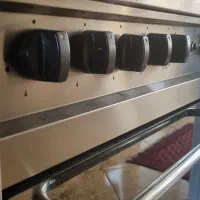 گاز فر دار ایتالیایی لوفرا چهار شعله.|اجاق گاز و لوازم برقی پخت‌وپز|تهران, نصرت|دیوار