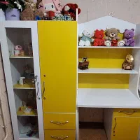 کمد لباس و میز تحریر