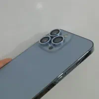 آیفون ۱۳ پرو بدون نقطه