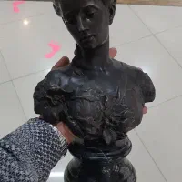 مجسمه برنز