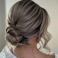 آموزش رایگان میکاپ و دیگر لاین ها|خدمات آرایشگری و زیبایی|اردبیل, |دیوار