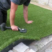 فنس چمن با متریال نو UV و ضدریزش