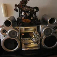 تعدادی ازوسایل منزل به دلیل مهاجرت|مبلمان خانگی و میز عسلی|فولادشهر, B6|دیوار