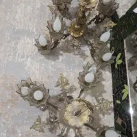 ۲تا لوستر ۸شعله یه دیوارکوب ۱۰تومن